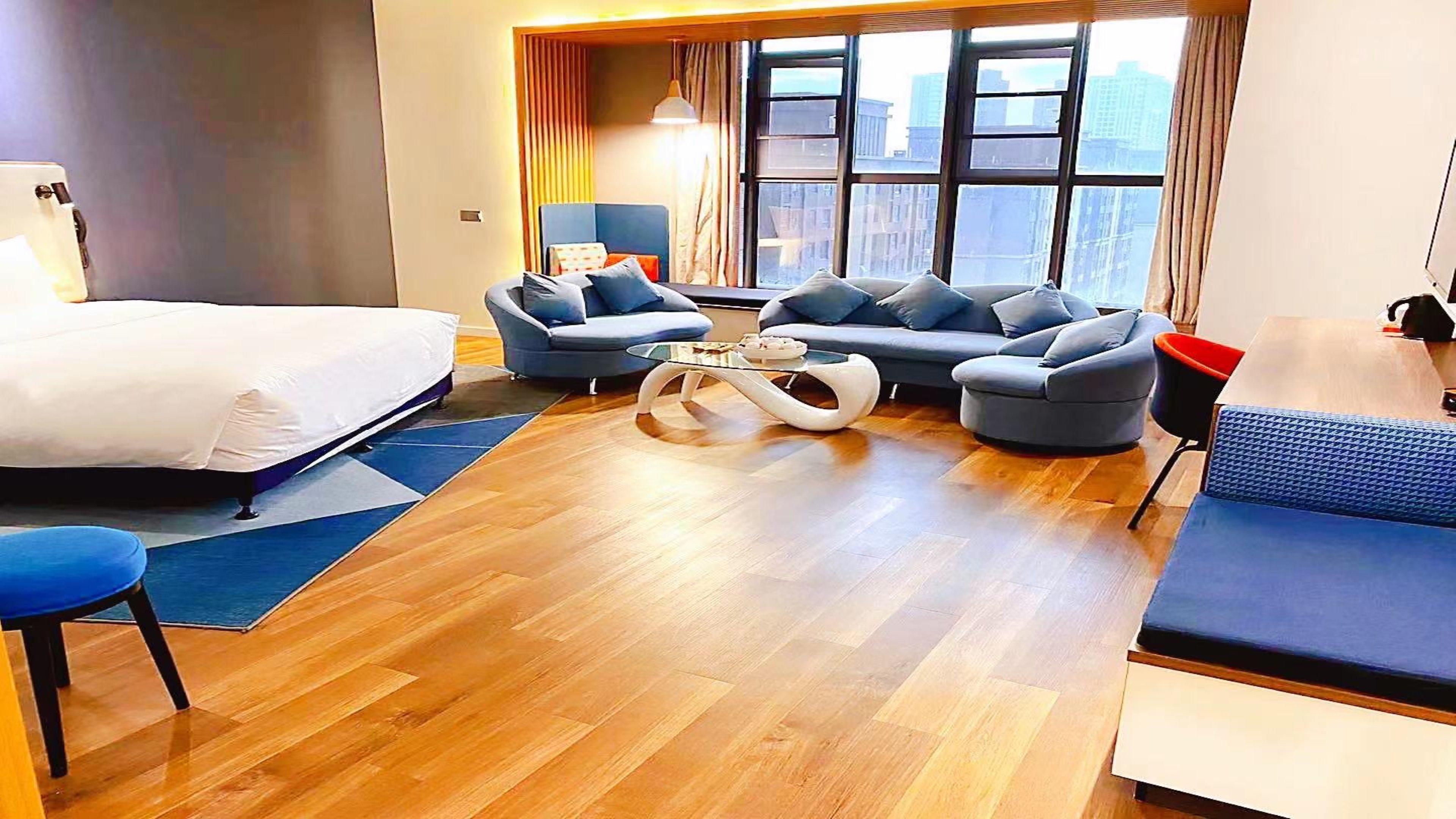 Holiday Inn Express - Wuhan Optical Valley By Ihg Bagian luar foto
